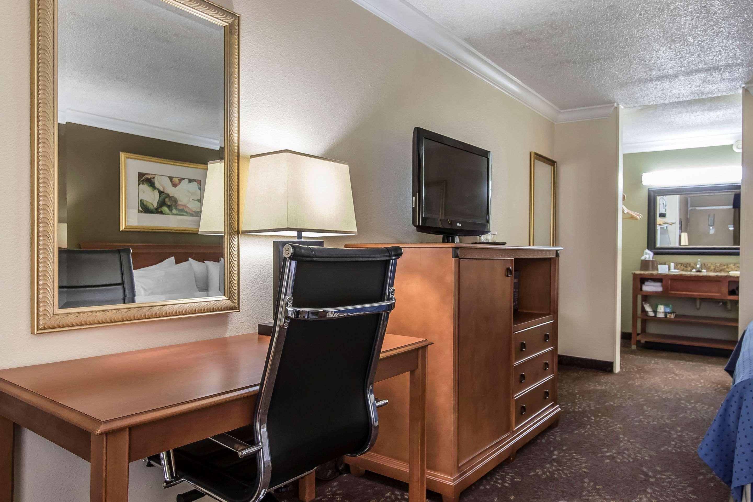 Clarion Inn Morgan City Extérieur photo